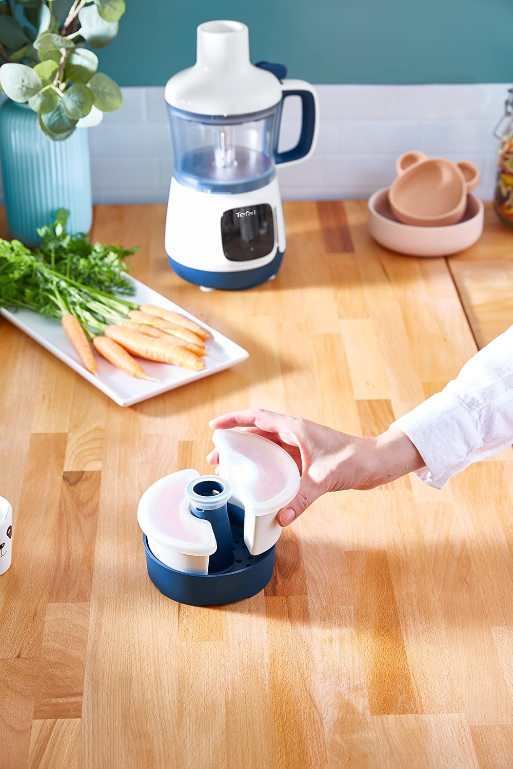 Tefal HB55W4 Yummy Gourmet Babynahrungszubereiter Stabmixer mit Touchscreen, Rezeptbuch & spülmaschinenfestem Zubehör Weiß/Blau