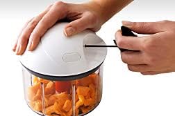Fissler Finecut / Obst und Gemüseschneider, Multi- Zerkleinerer-manuell, Universalschneider-Küche, Zwiebel-Cutter mit Zugmechanismus (mixen, schleudern, aufbewahren), Weiß