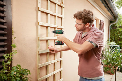 Bosch EasyDrill 18V-38 Akku-Bohrschrauber mit 2,5 Ah Batterie & Ladegerät im Koffer