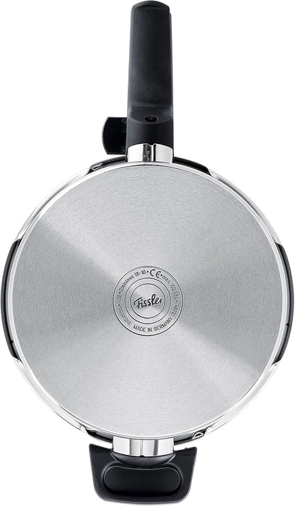 Fissler Vitaquick Premium / Schnellkochtopf-Set, 2-teilig Ø 22 cm (1 Schnellkochtopf 4,5 L, 1 Schnellbratpfanne 2,5 L) – Induktion, Silber